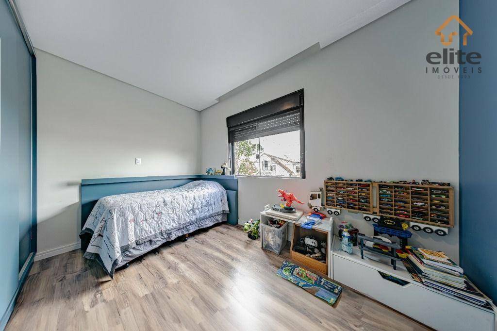 Casa à venda com 3 quartos, 200m² - Foto 19