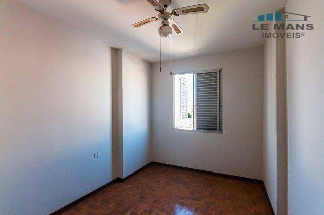 Apartamento à venda com 2 quartos, 65m² - Foto 6