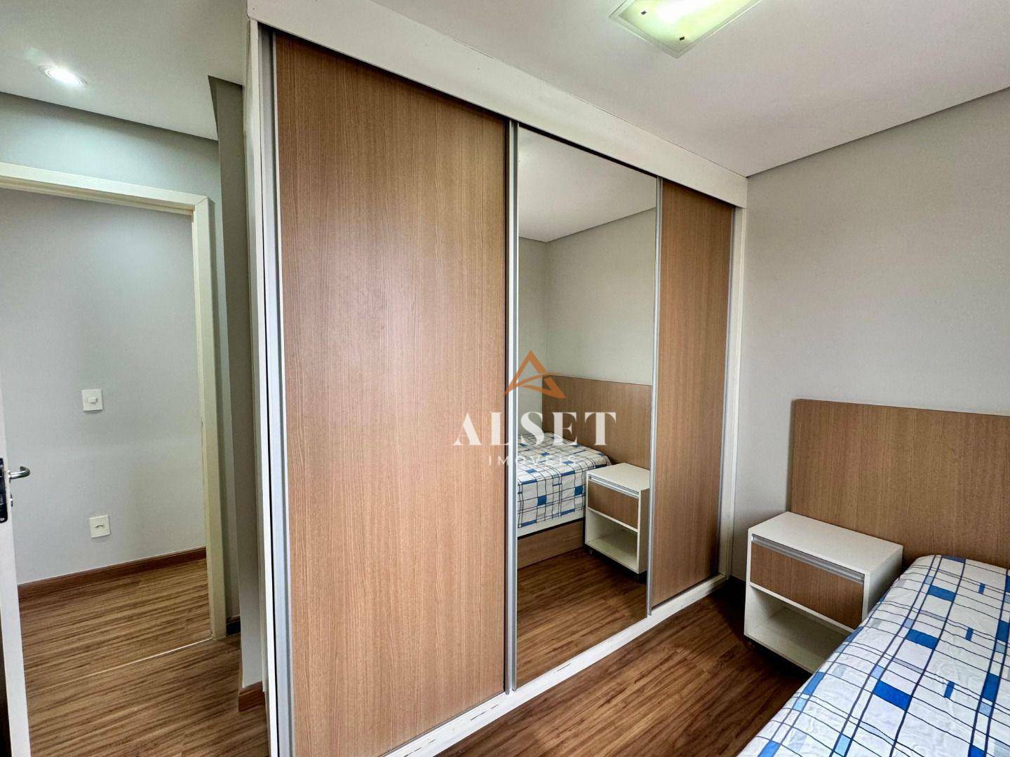 Apartamento à venda com 2 quartos, 64m² - Foto 14