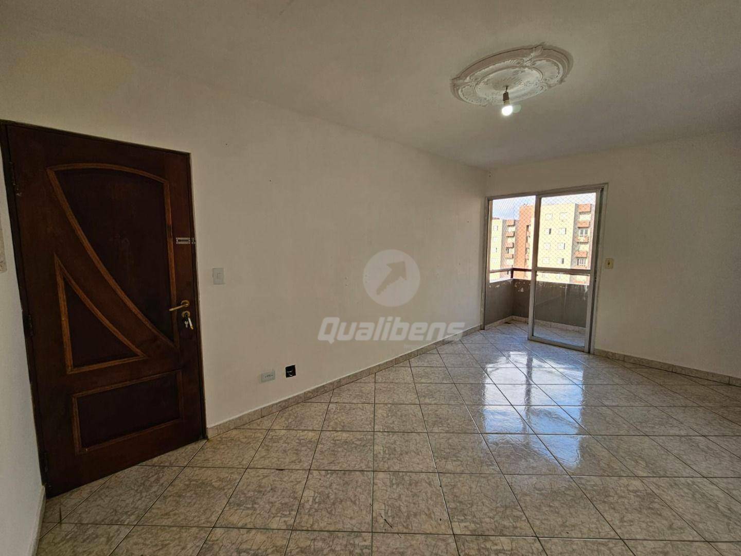 Apartamento à venda com 2 quartos, 60m² - Foto 1