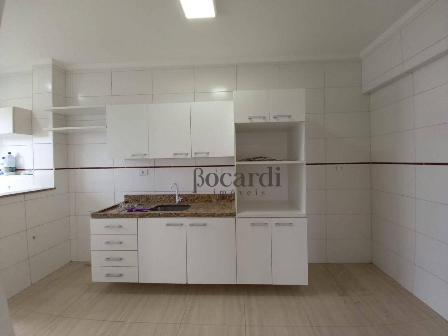 Apartamento à venda com 2 quartos, 92m² - Foto 2