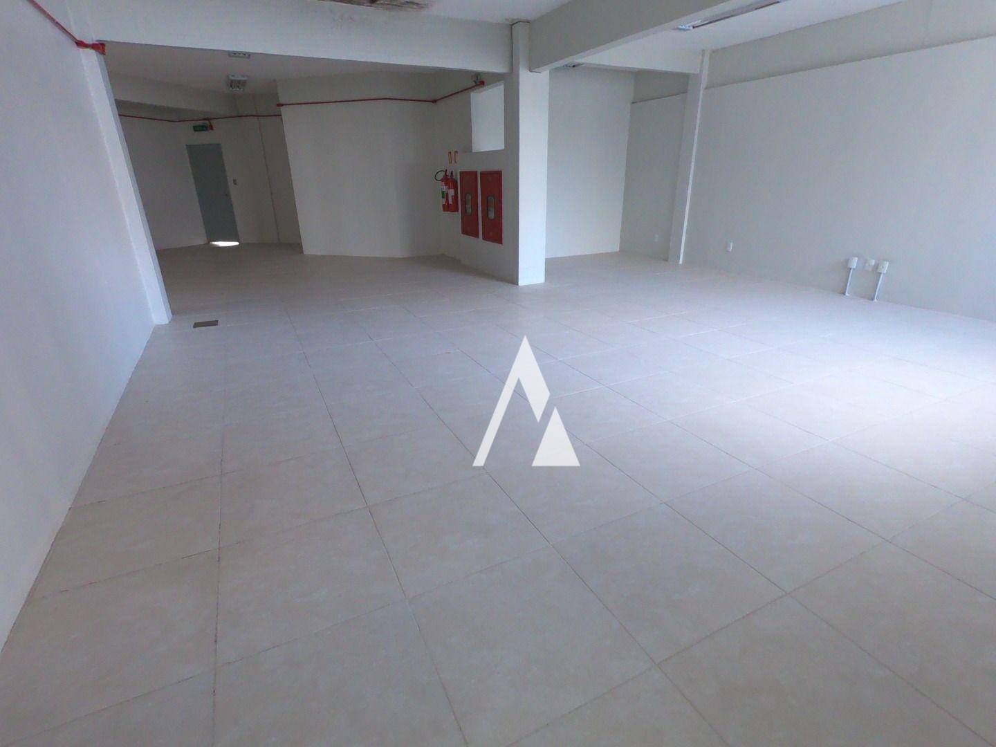 Prédio Inteiro para alugar, 900m² - Foto 33