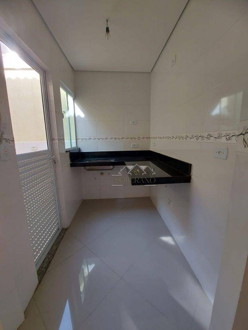 Sobrado à venda com 2 quartos, 80m² - Foto 5