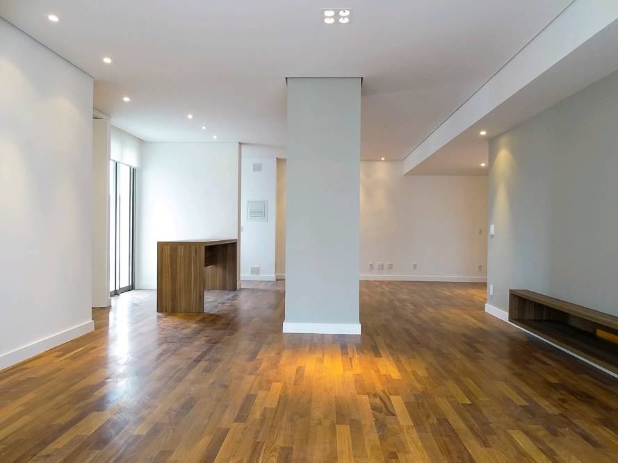 Apartamento para alugar com 3 quartos, 200m² - Foto 4