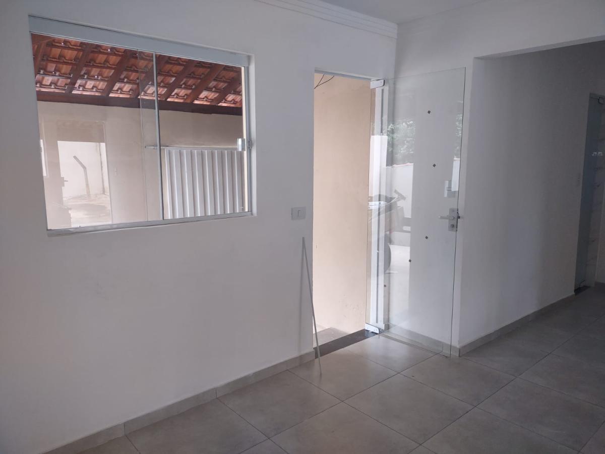 Casa à venda com 3 quartos, 200m² - Foto 14