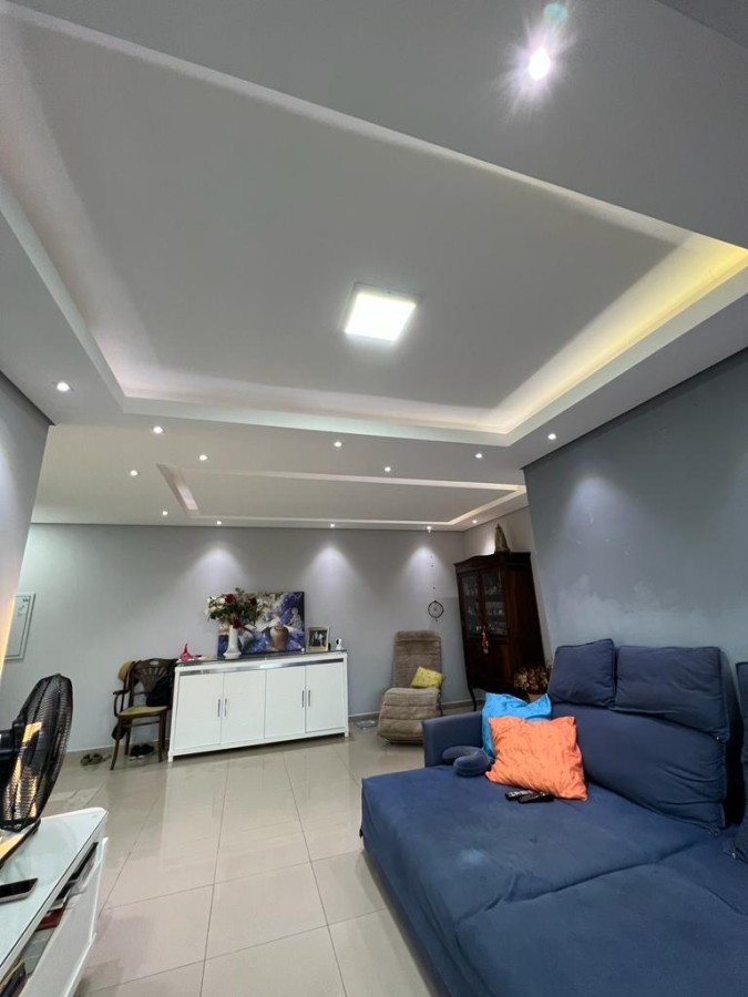 Apartamento à venda com 3 quartos, 94m² - Foto 3