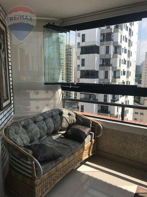 Apartamento à venda com 4 quartos, 230m² - Foto 34