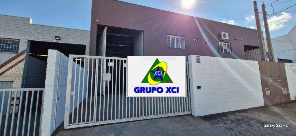 Depósito-Galpão-Armazém para alugar, 250m² - Foto 1