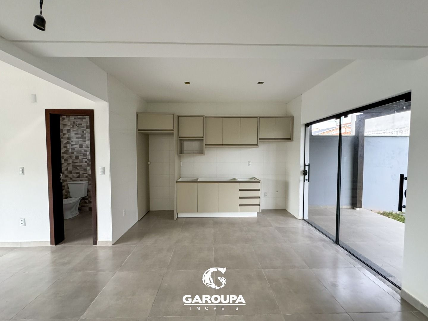 Casa à venda com 3 quartos, 110m² - Foto 5