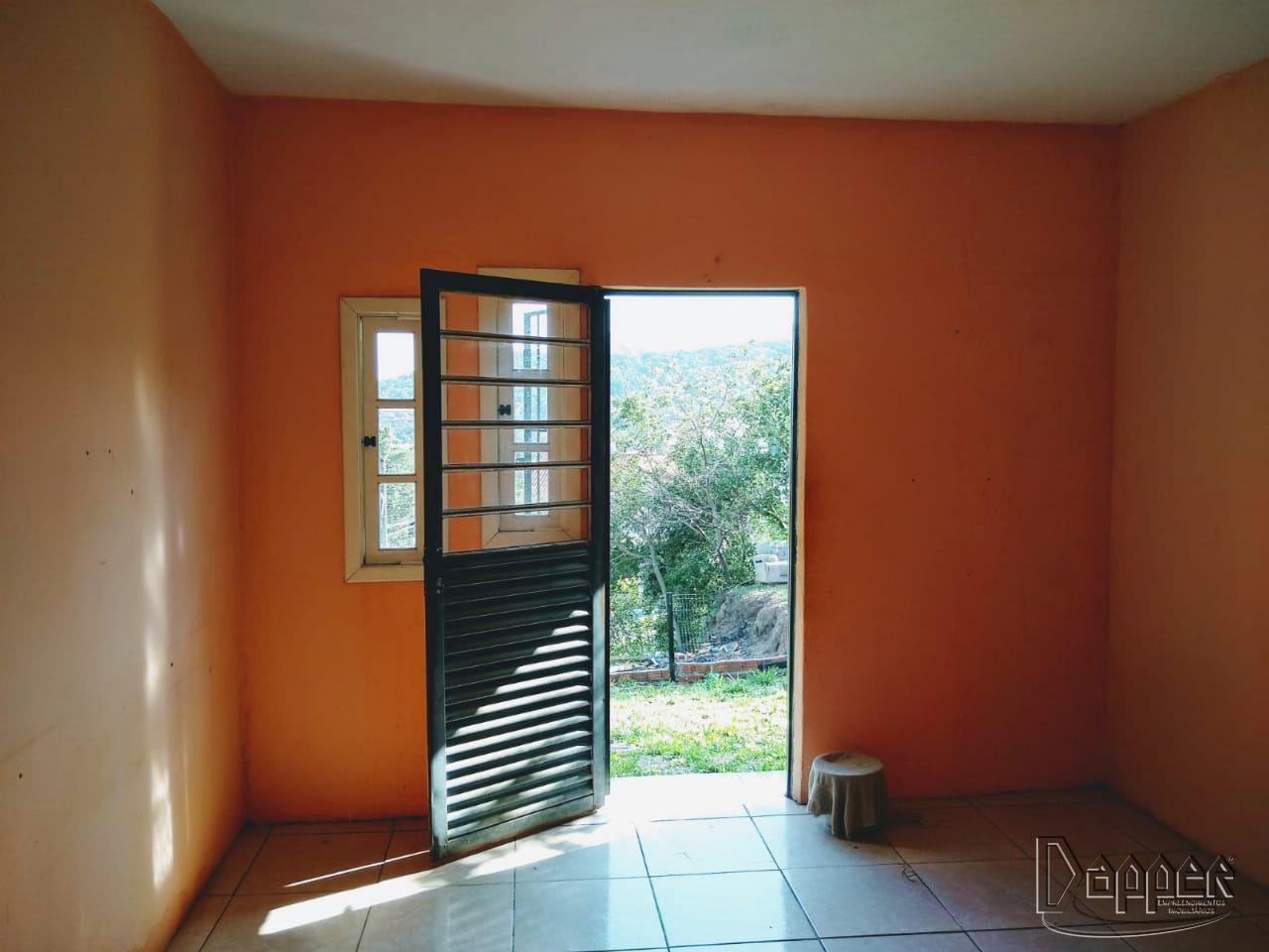 Casa à venda com 2 quartos, 100m² - Foto 4