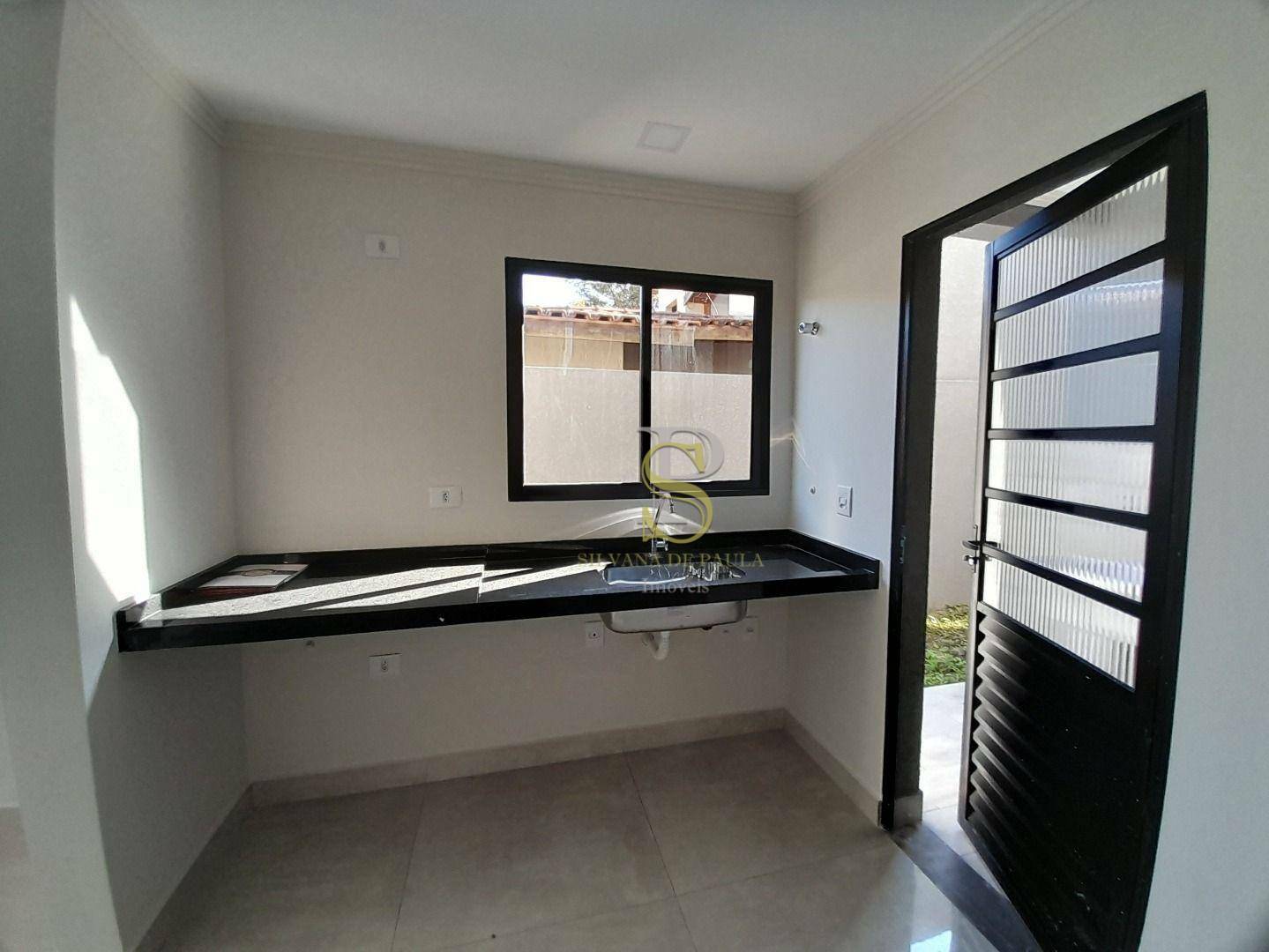 Casa à venda com 3 quartos, 108m² - Foto 12