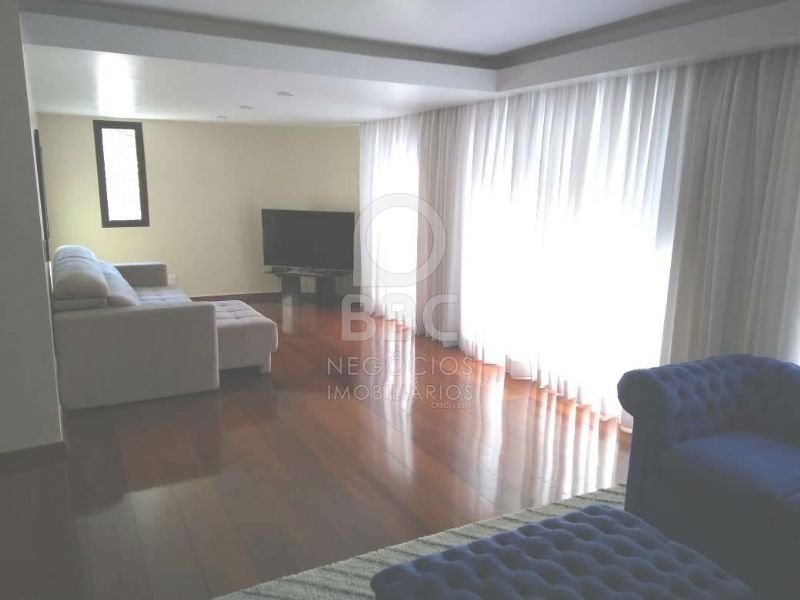 Apartamento à venda com 4 quartos, 220m² - Foto 4