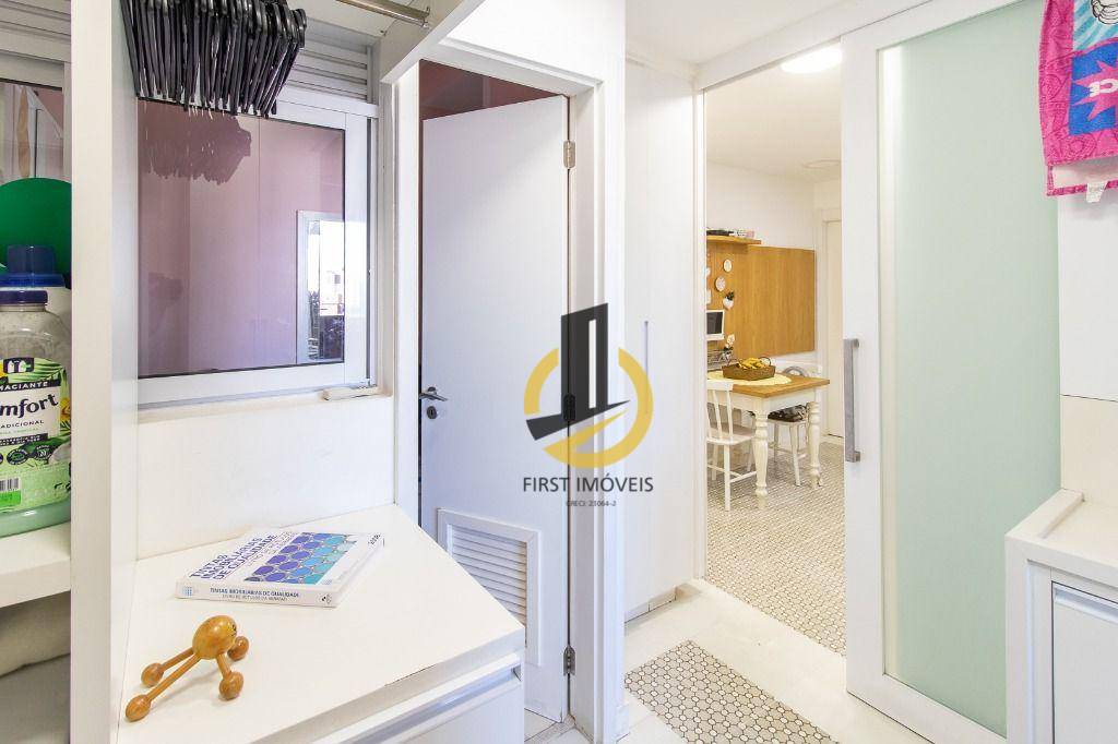 Apartamento à venda com 4 quartos, 215m² - Foto 45