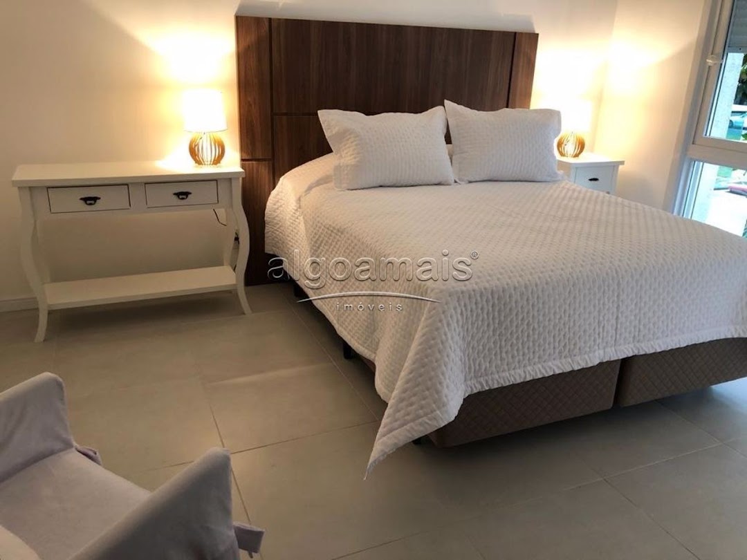 Apartamento à venda com 3 quartos, 200m² - Foto 18