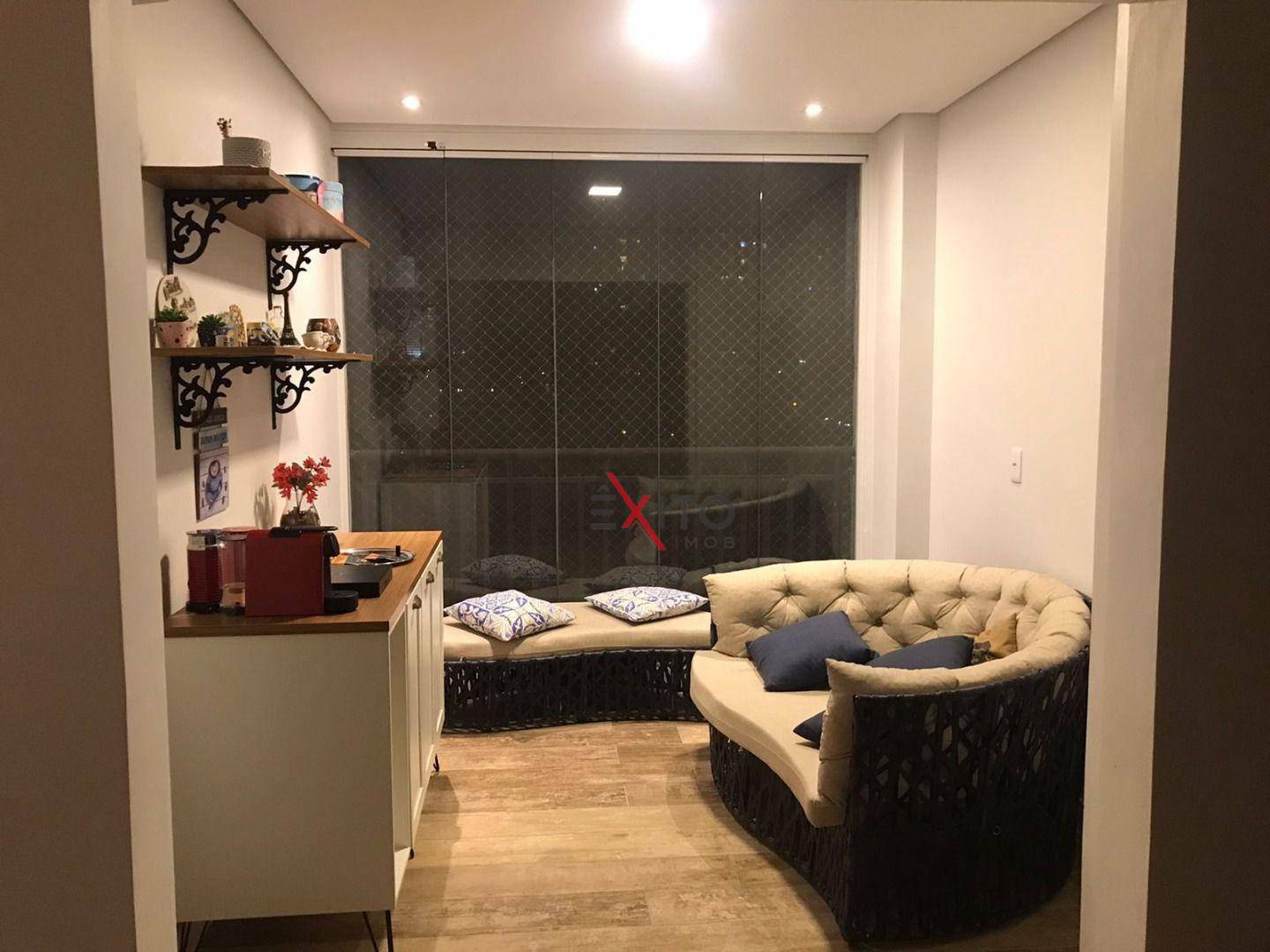 Apartamento à venda com 3 quartos, 83m² - Foto 11