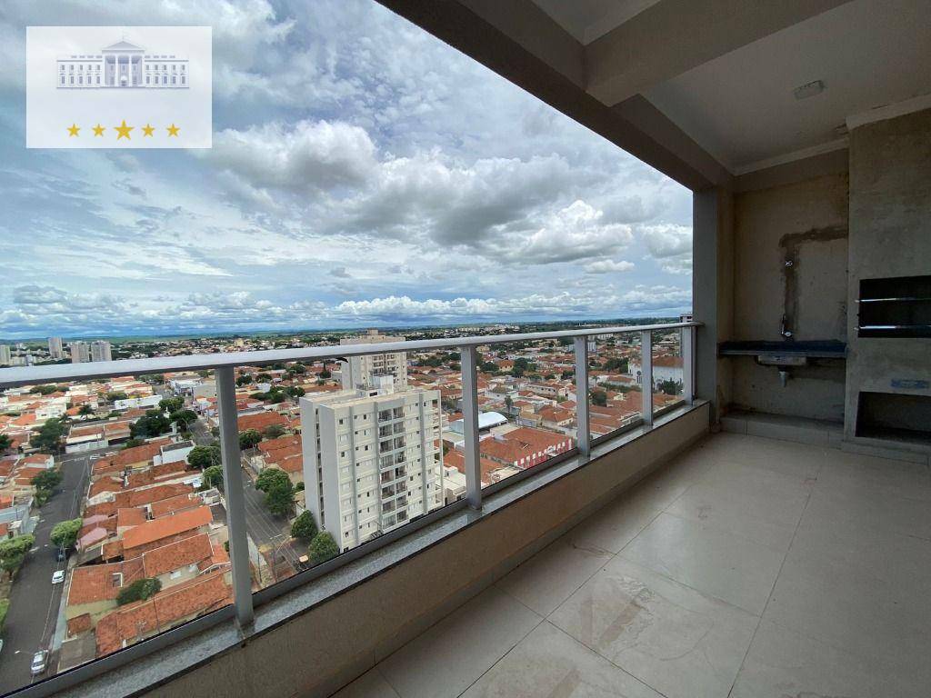 Apartamento à venda com 3 quartos, 172m² - Foto 2