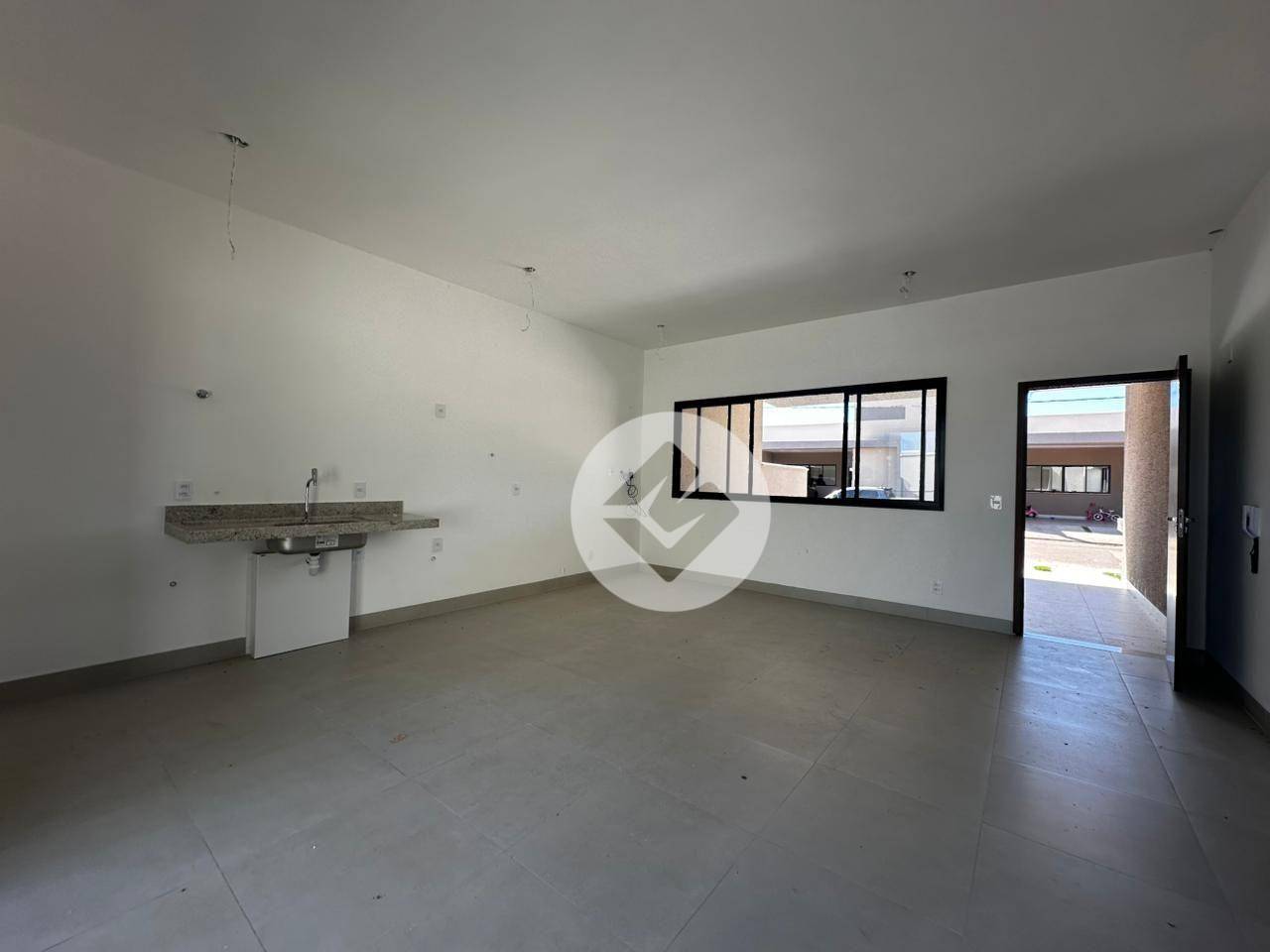 Casa de Condomínio à venda com 3 quartos, 112m² - Foto 2