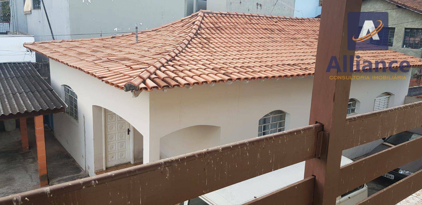 Casa à venda com 6 quartos, 300m² - Foto 62