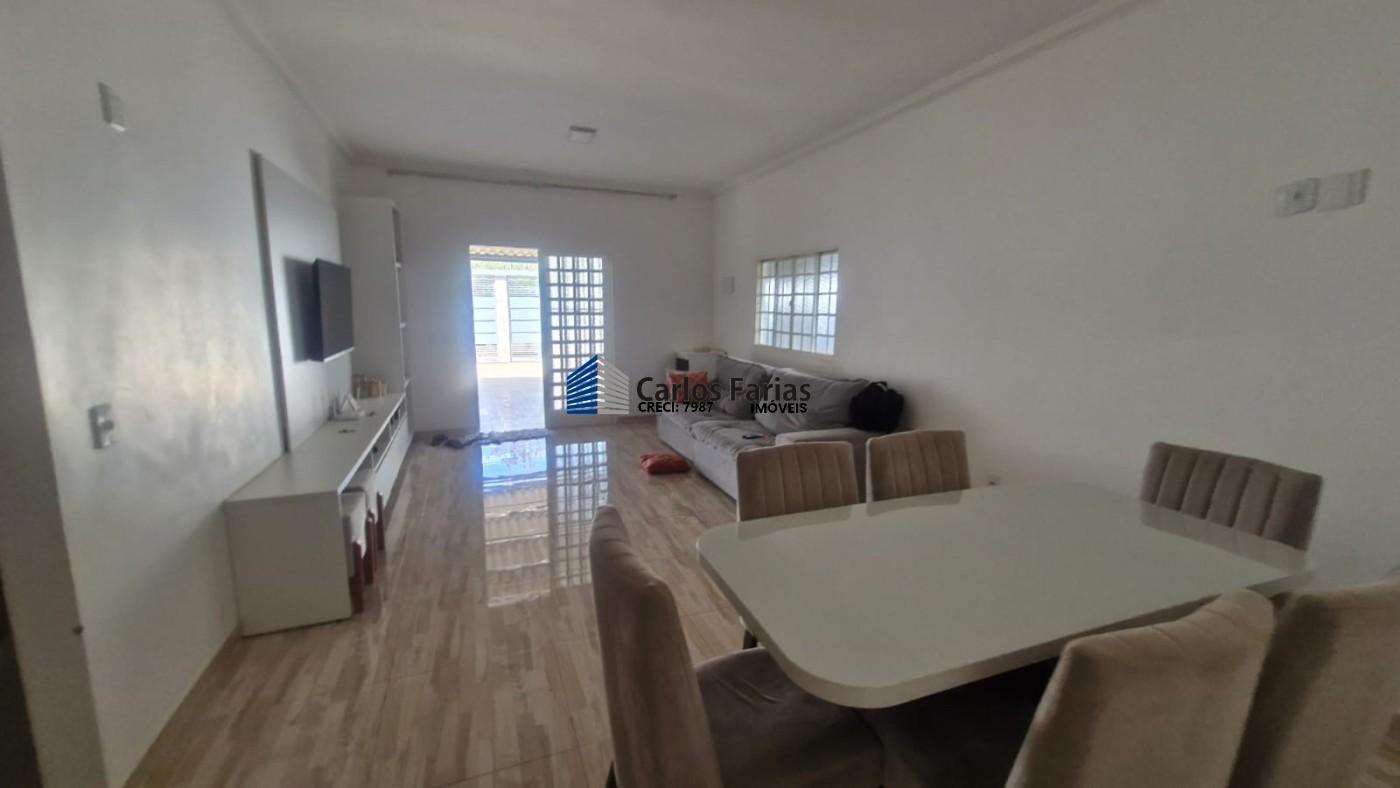 Casa de Condomínio à venda com 3 quartos, 240m² - Foto 2