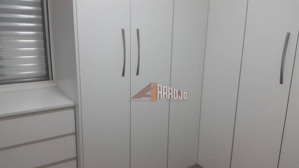 Apartamento à venda com 3 quartos, 70m² - Foto 14