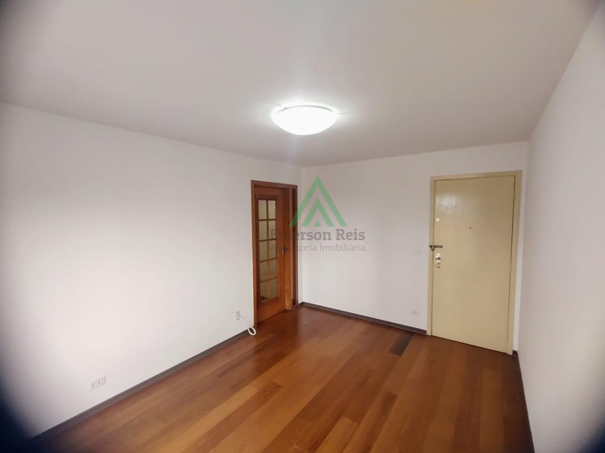 Apartamento à venda com 2 quartos, 70m² - Foto 10