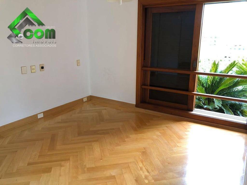 Casa à venda com 3 quartos, 606m² - Foto 23