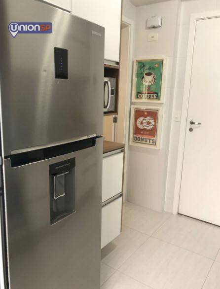 Apartamento à venda com 2 quartos, 70m² - Foto 14