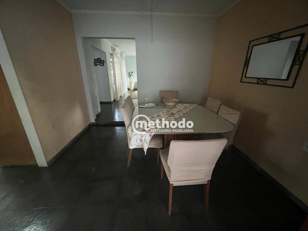 Casa à venda com 3 quartos, 250m² - Foto 12