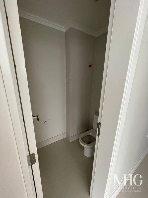 Apartamento à venda com 4 quartos, 132m² - Foto 13