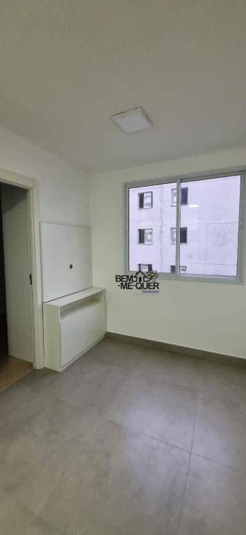 Apartamento para alugar com 2 quartos, 39m² - Foto 10