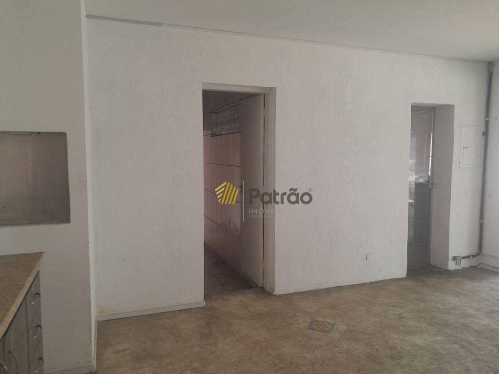 Sobrado para alugar com 3 quartos, 180m² - Foto 11