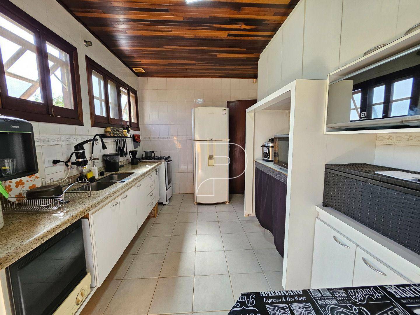 Casa de Condomínio à venda com 3 quartos, 281m² - Foto 11