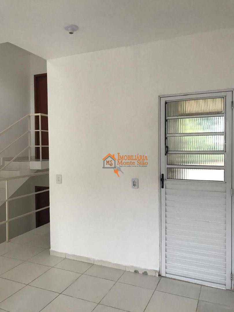 Casa à venda com 2 quartos, 70m² - Foto 6