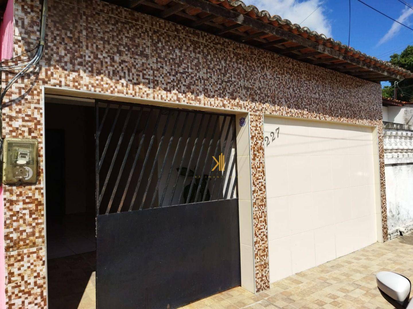 Casa à venda com 2 quartos, 80m² - Foto 3