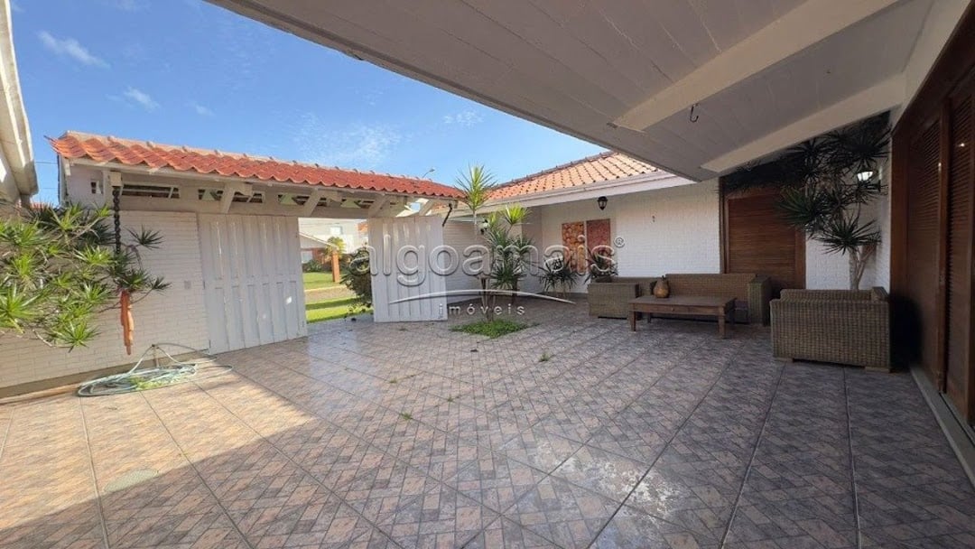 Casa à venda com 5 quartos, 300m² - Foto 17