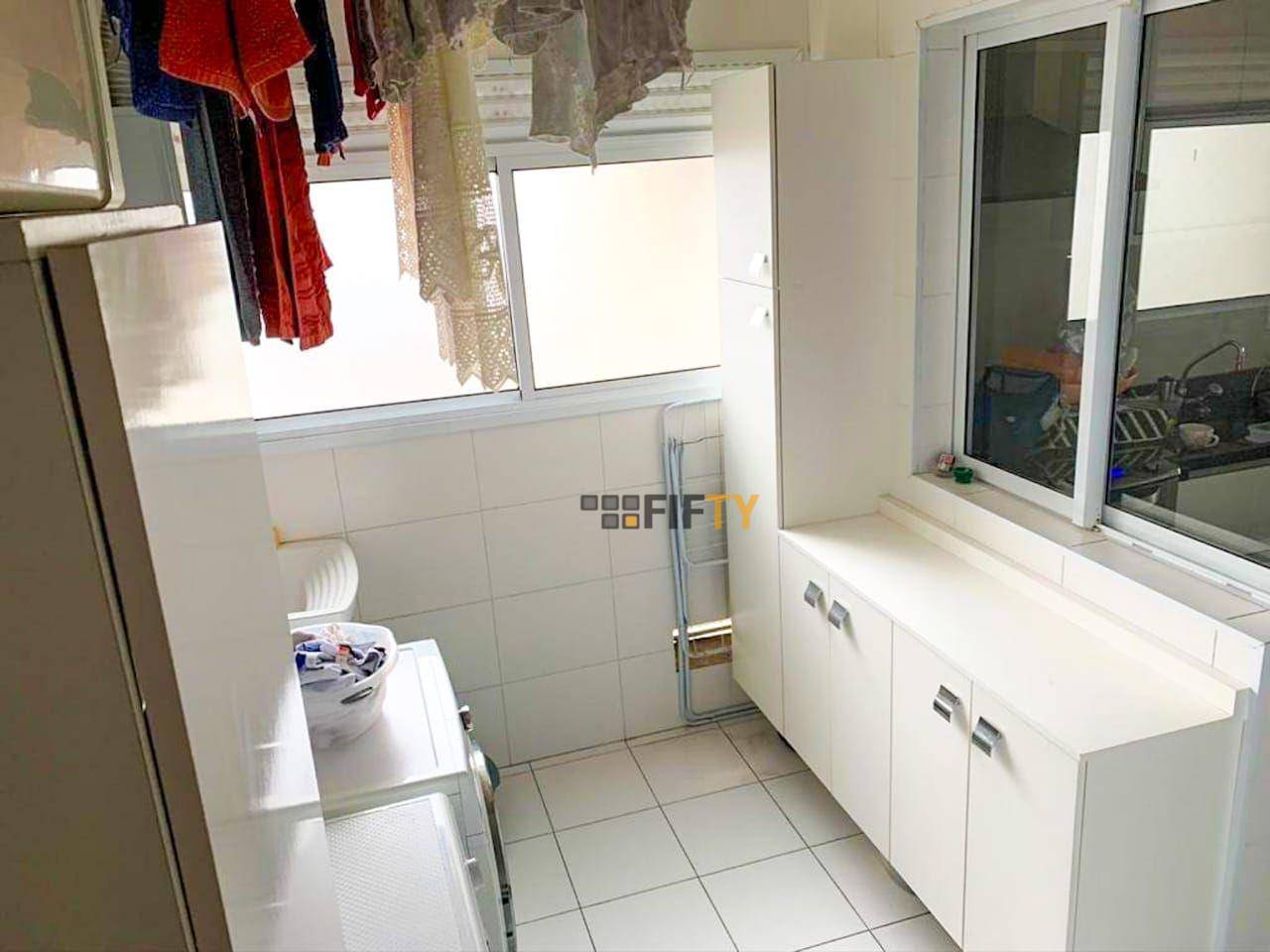 Apartamento à venda com 2 quartos, 95m² - Foto 8