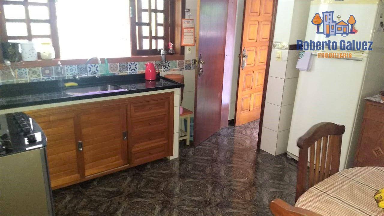 Casa à venda com 4 quartos, 380m² - Foto 5