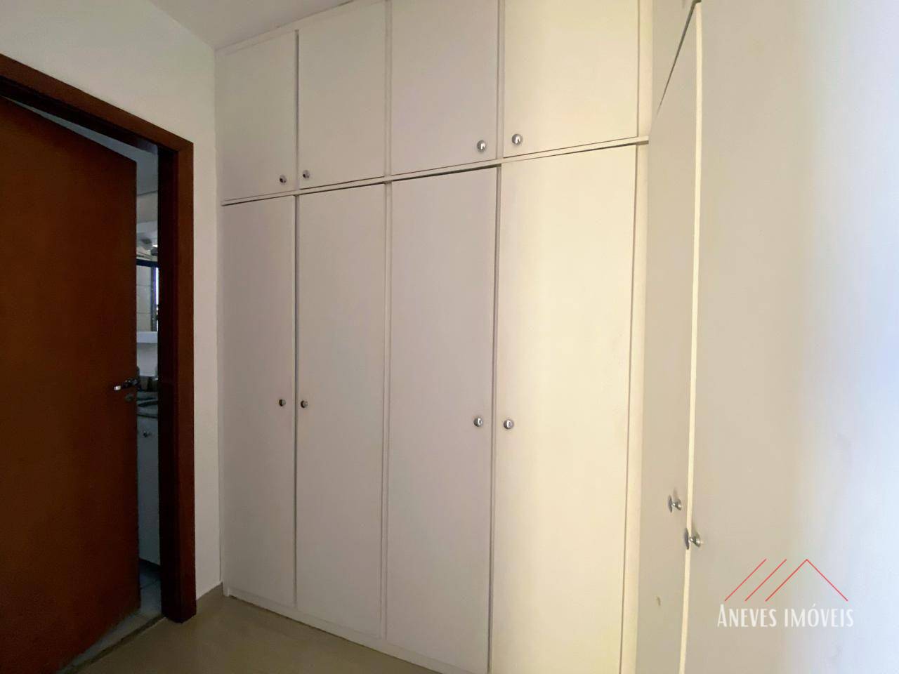 Apartamento à venda com 4 quartos, 164m² - Foto 7