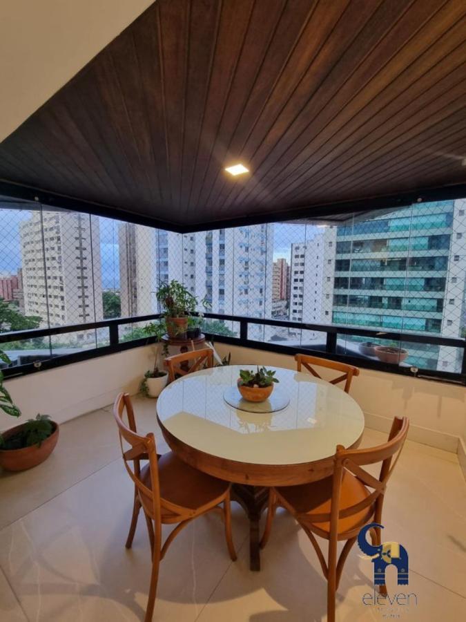 Apartamento à venda com 3 quartos, 187m² - Foto 1