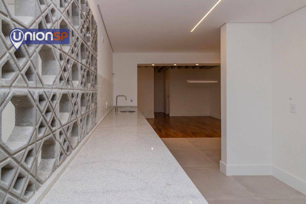 Apartamento à venda com 3 quartos, 149m² - Foto 14