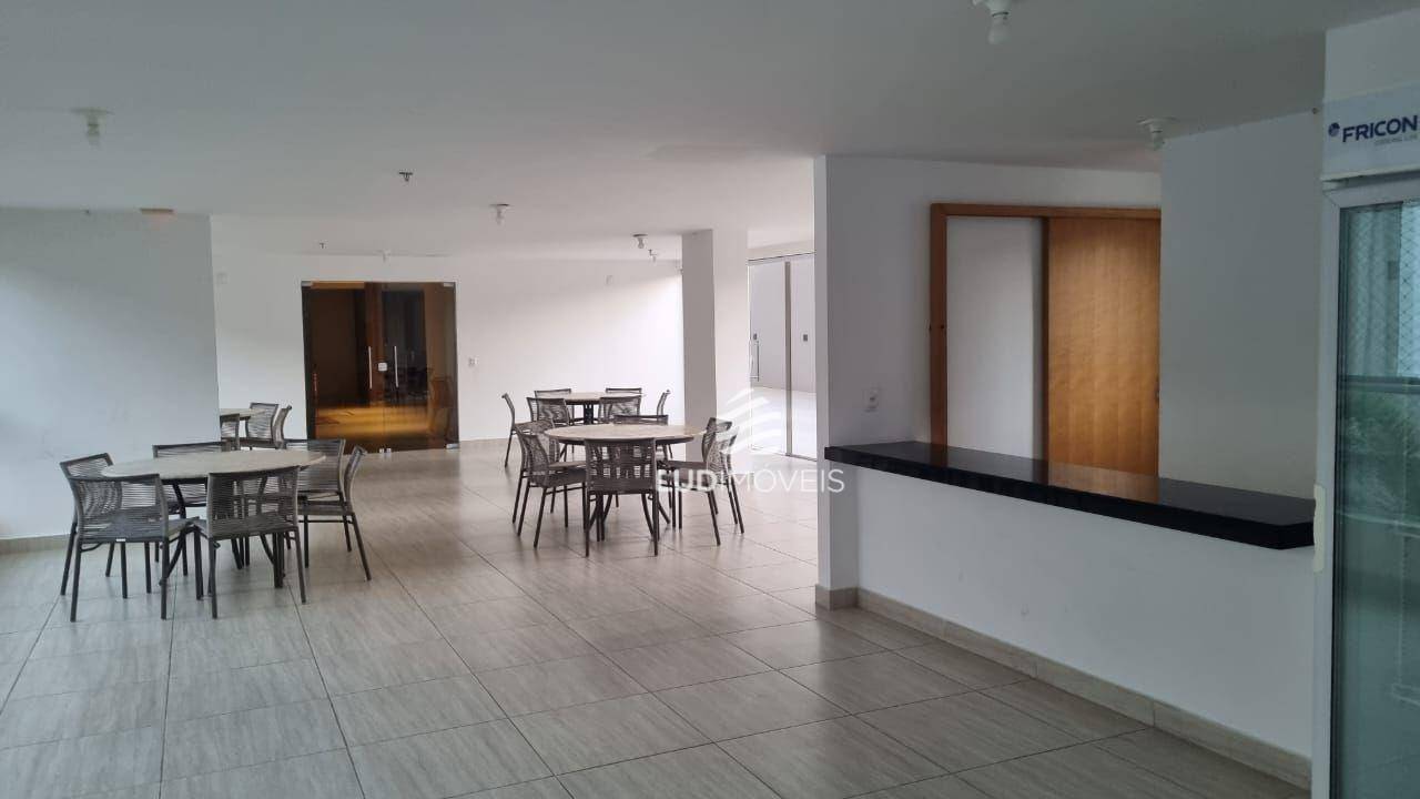 Apartamento à venda e aluguel com 3 quartos, 123m² - Foto 8