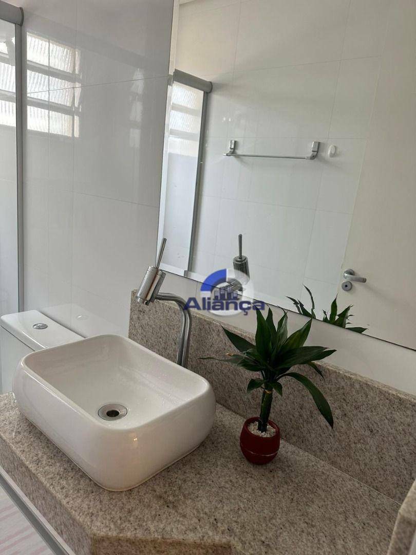 Apartamento à venda com 2 quartos, 68m² - Foto 2