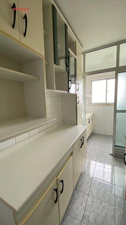 Apartamento à venda com 2 quartos, 60m² - Foto 5