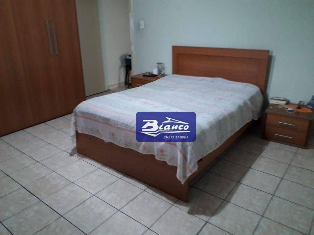 Sobrado à venda com 3 quartos, 173m² - Foto 4