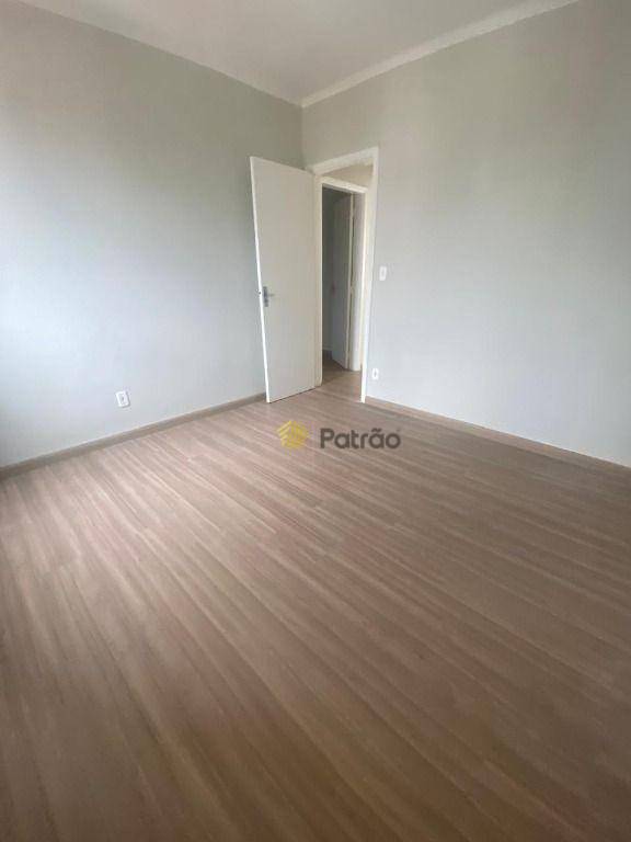 Apartamento à venda com 2 quartos, 65m² - Foto 8