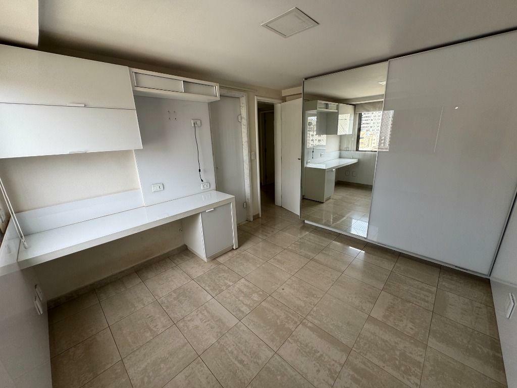 Cobertura à venda com 5 quartos, 382m² - Foto 8