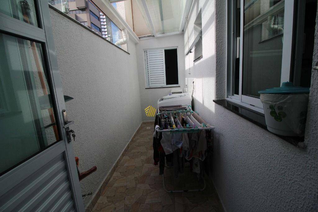 Apartamento à venda com 2 quartos, 70m² - Foto 9