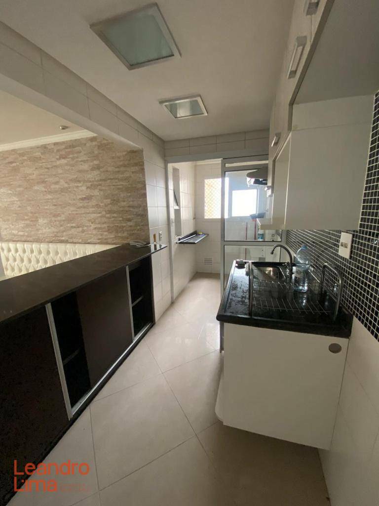 Apartamento à venda com 3 quartos, 63m² - Foto 8