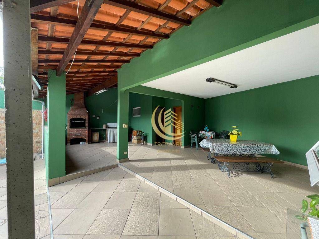 Sobrado à venda com 3 quartos, 245m² - Foto 9