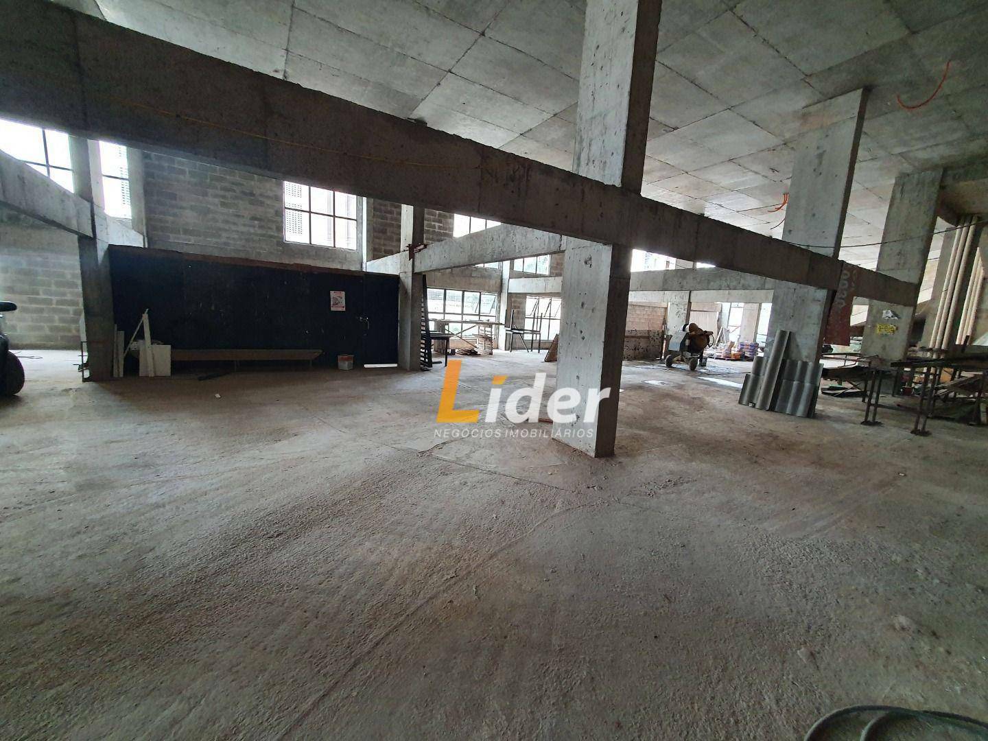 Loja-Salão para alugar, 1300m² - Foto 5